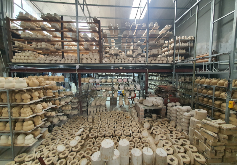 Gốm Sứ Trần Gia: Vẻ Đẹp Truyền Thống và Nghệ Thuật Tinh Hoa